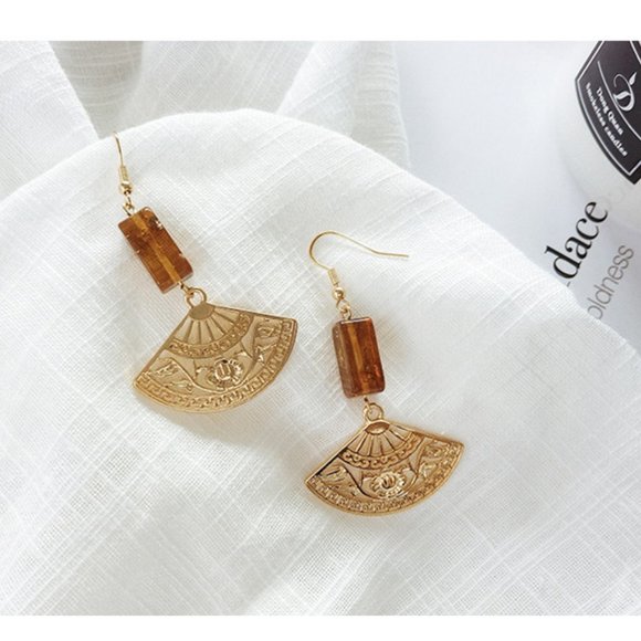 Ancient Asian Fan Stone Drop Earrings - Picture 9 of 11